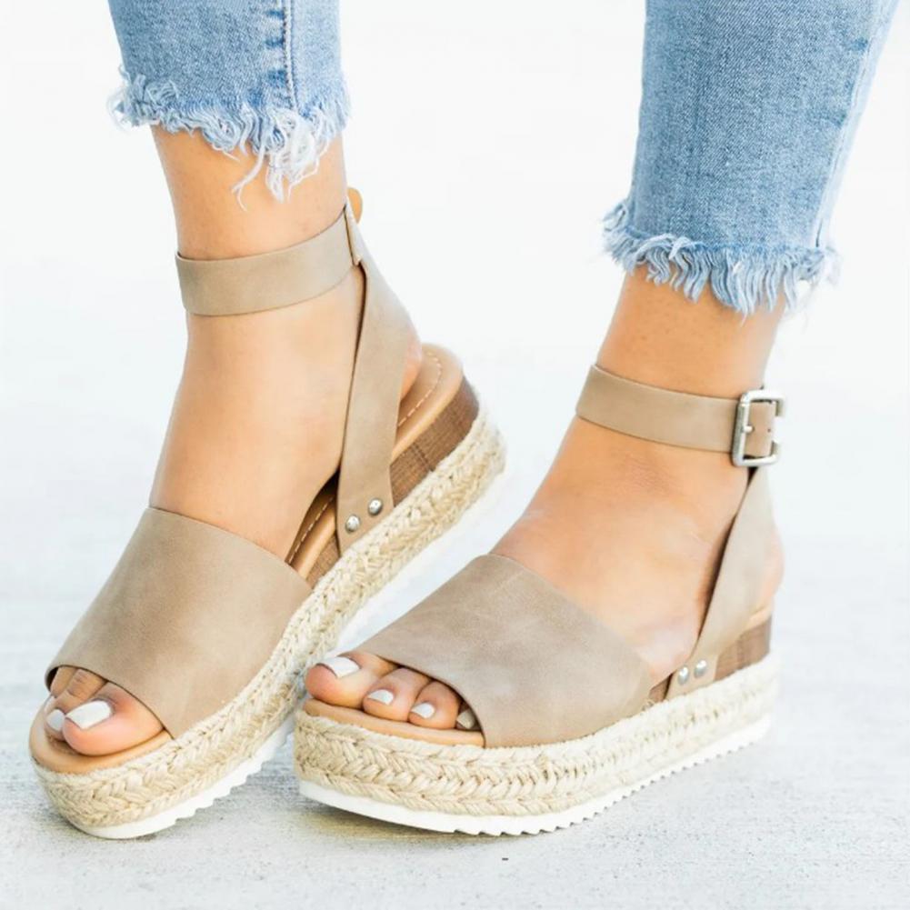 Comfortable Womens Flat Beach Sandals