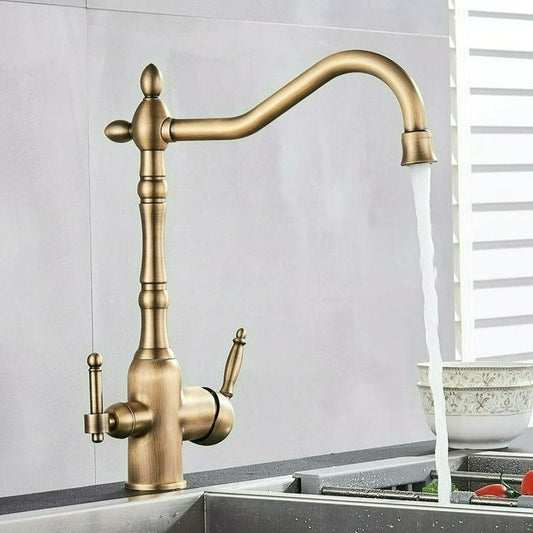 Classic Kitchen Faucet - Elegant Style with Latest Features - Luxivelle