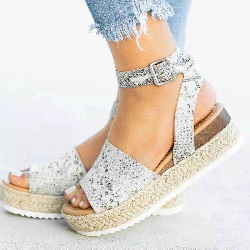 Comfortable Womens Flat Beach Sandals