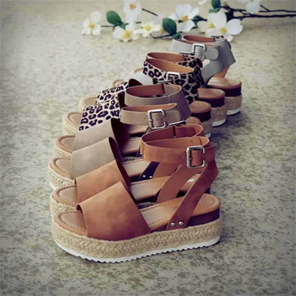 Comfortable Womens Flat Beach Sandals