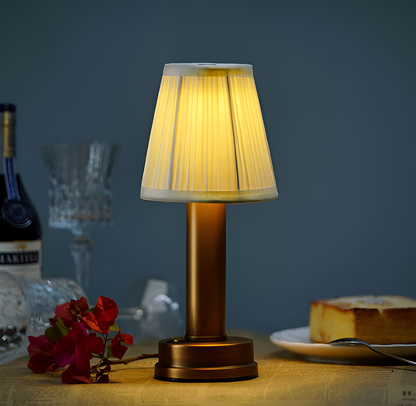 Classic Style Dimmable Metal Desk Lamp
