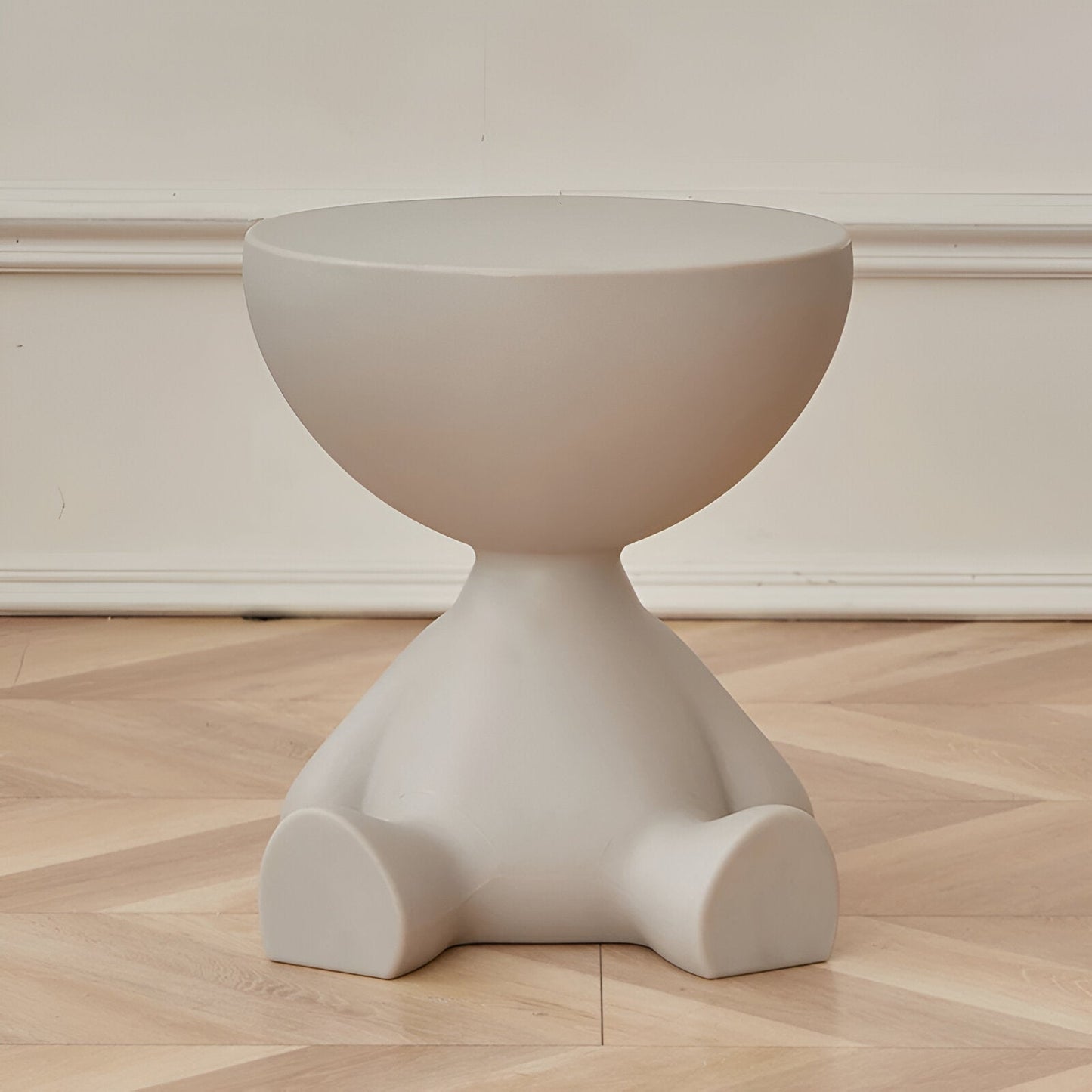 Elegant Circular Coffee Table for Living Room Decor