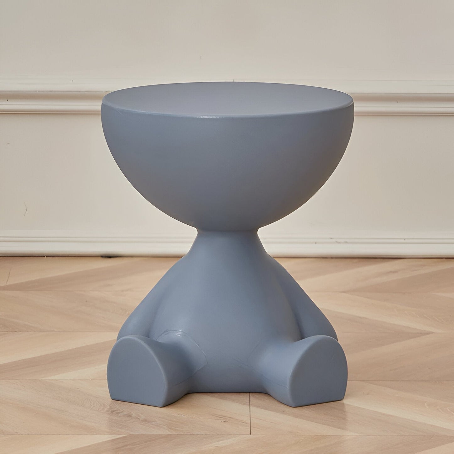 Elegant Circular Coffee Table for Living Room Decor