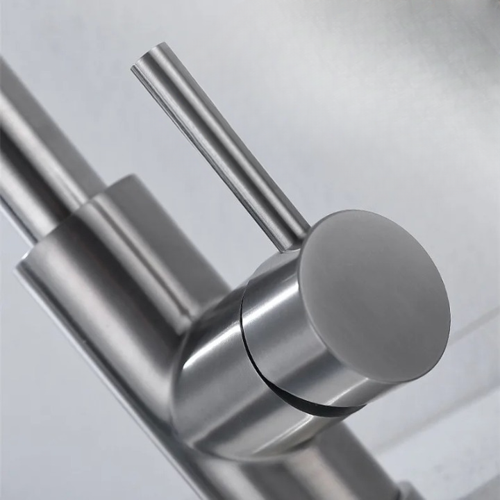 Hands-Free Kitchen Faucet with Flexible Spout