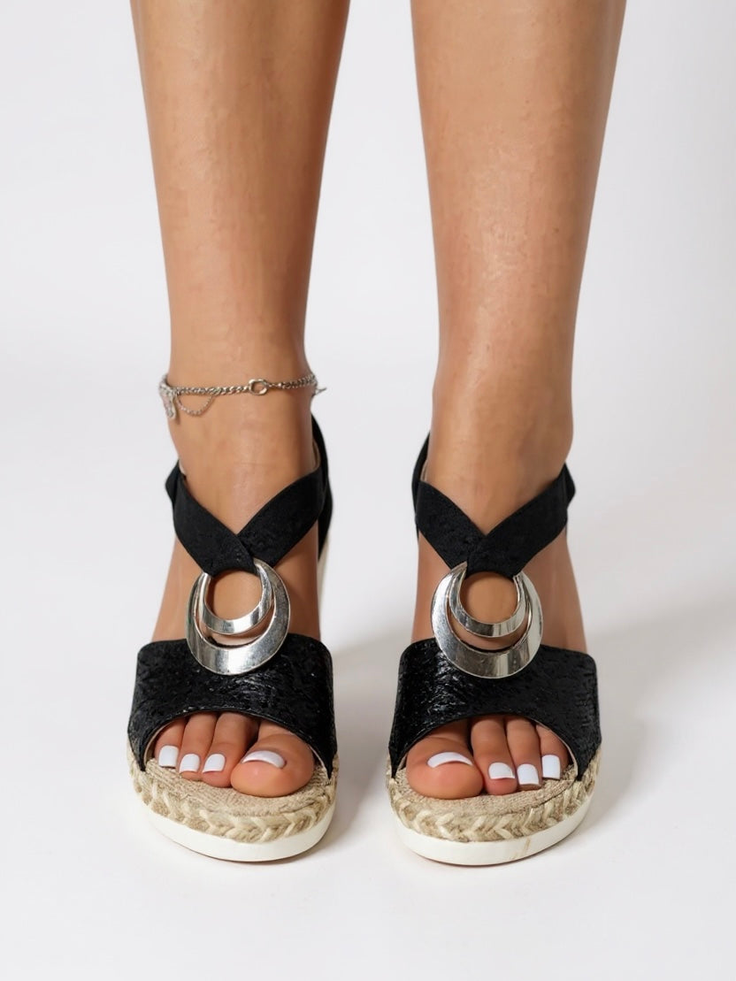 Comfortable Beach Crest Sandals