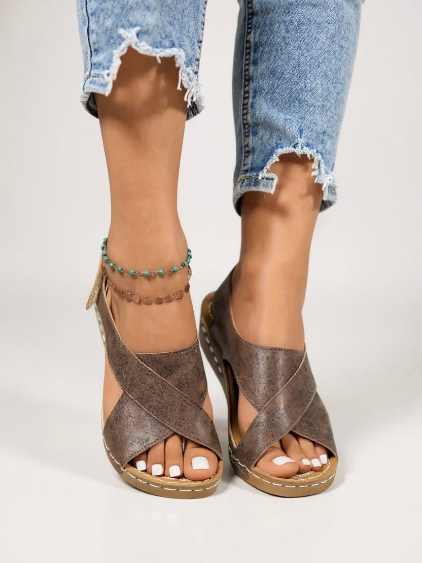 Elevated Heel Summer Sandals