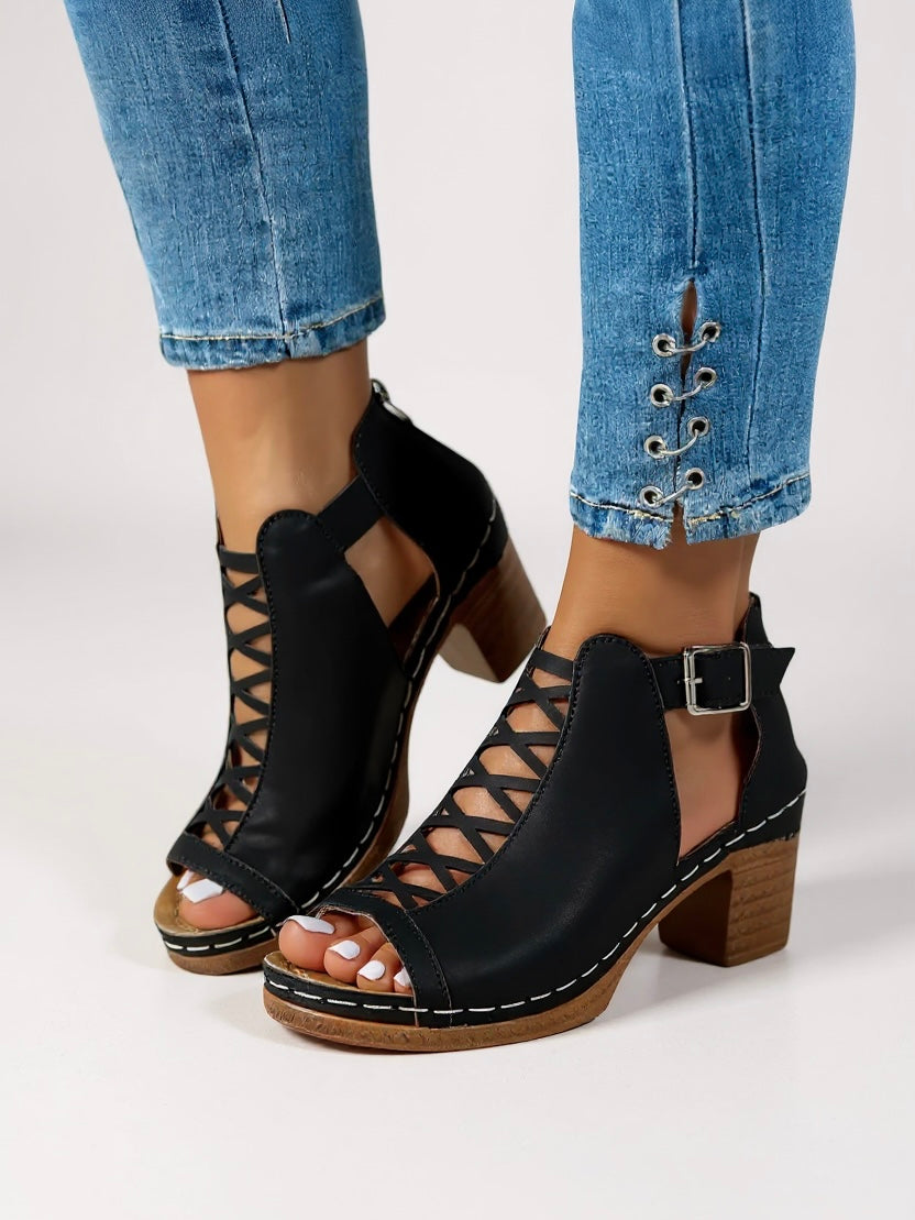 Elegant Strap Sandals - Luxivelle