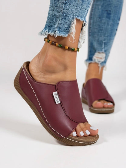 Comfortable Flat Sandal Slides