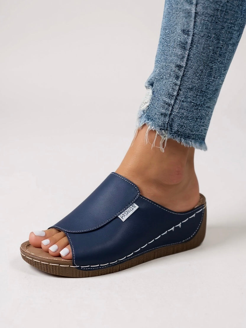 Comfortable Flat Sandal Slides