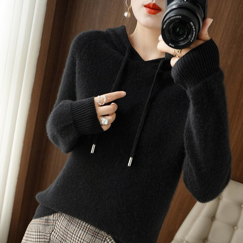 Jennifer | Timeless long sleeved hoodie