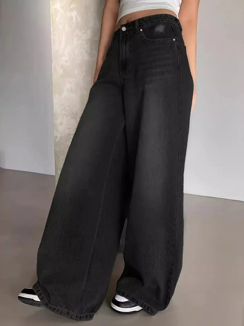 Jessika | Wide baggy jeans with mid rise