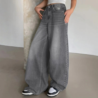 Jessika | Wide baggy jeans with mid rise