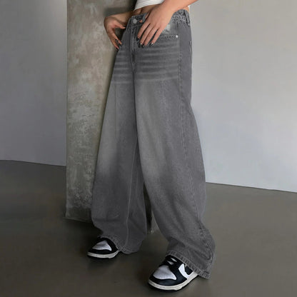 Jessika | Wide baggy jeans with mid rise