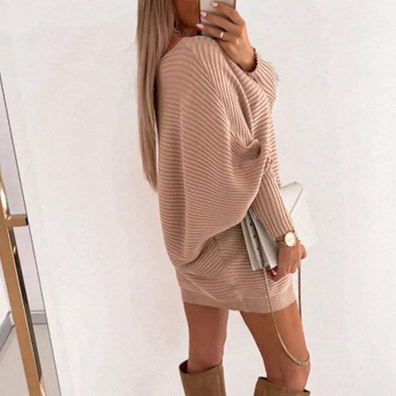 Katharina | Elegant long sleeved mini dress