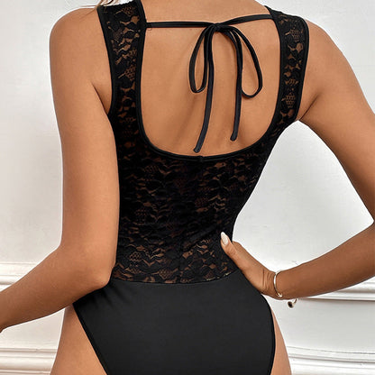 Klaudia | Elegant lace bodysuit