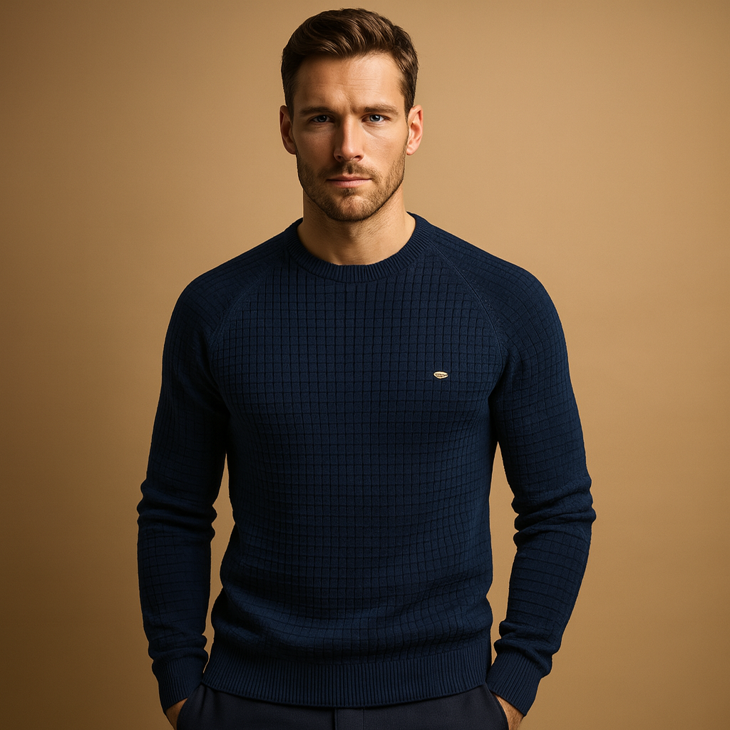 Warm Mens Classic Crew Sweater - Luxivelle