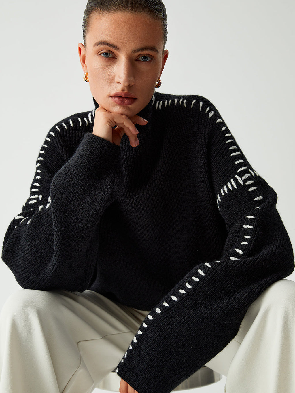 Chic Women's Long Sleeve Knit Sweater