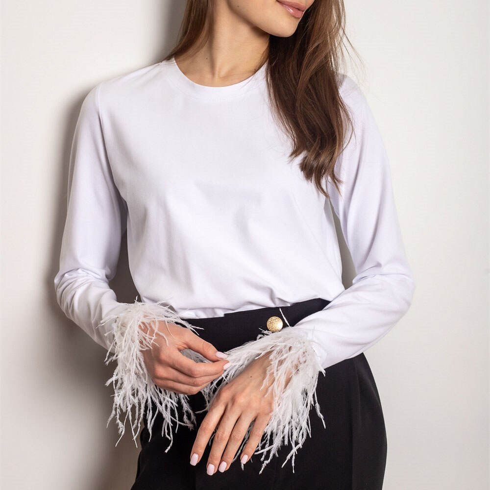 Lara | Stylish feather long sleeved Top