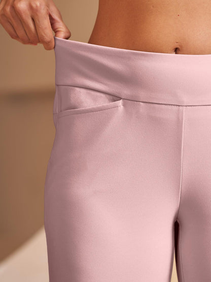 Athletic Fit Stretchy Capri Pants for Women