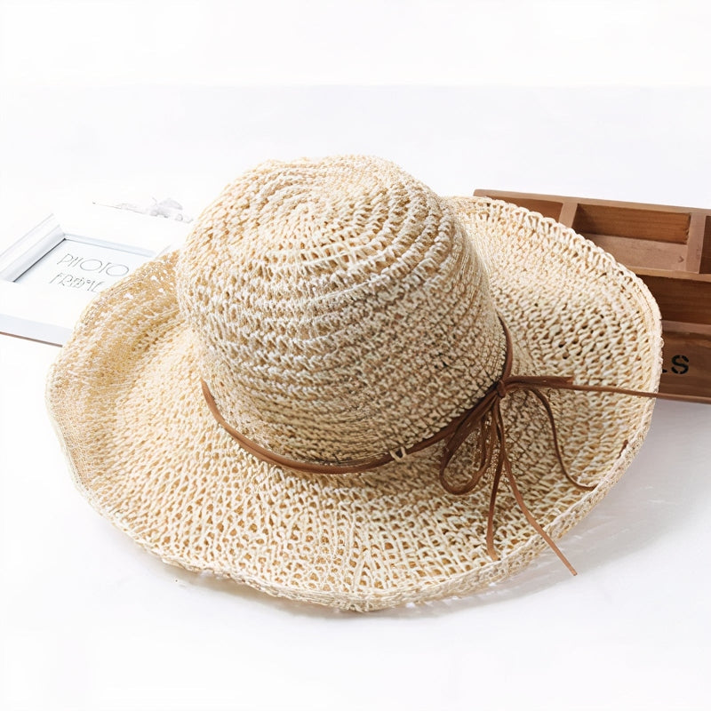 Breathable Women's Summer Straw Sun Hat with Wide Brim