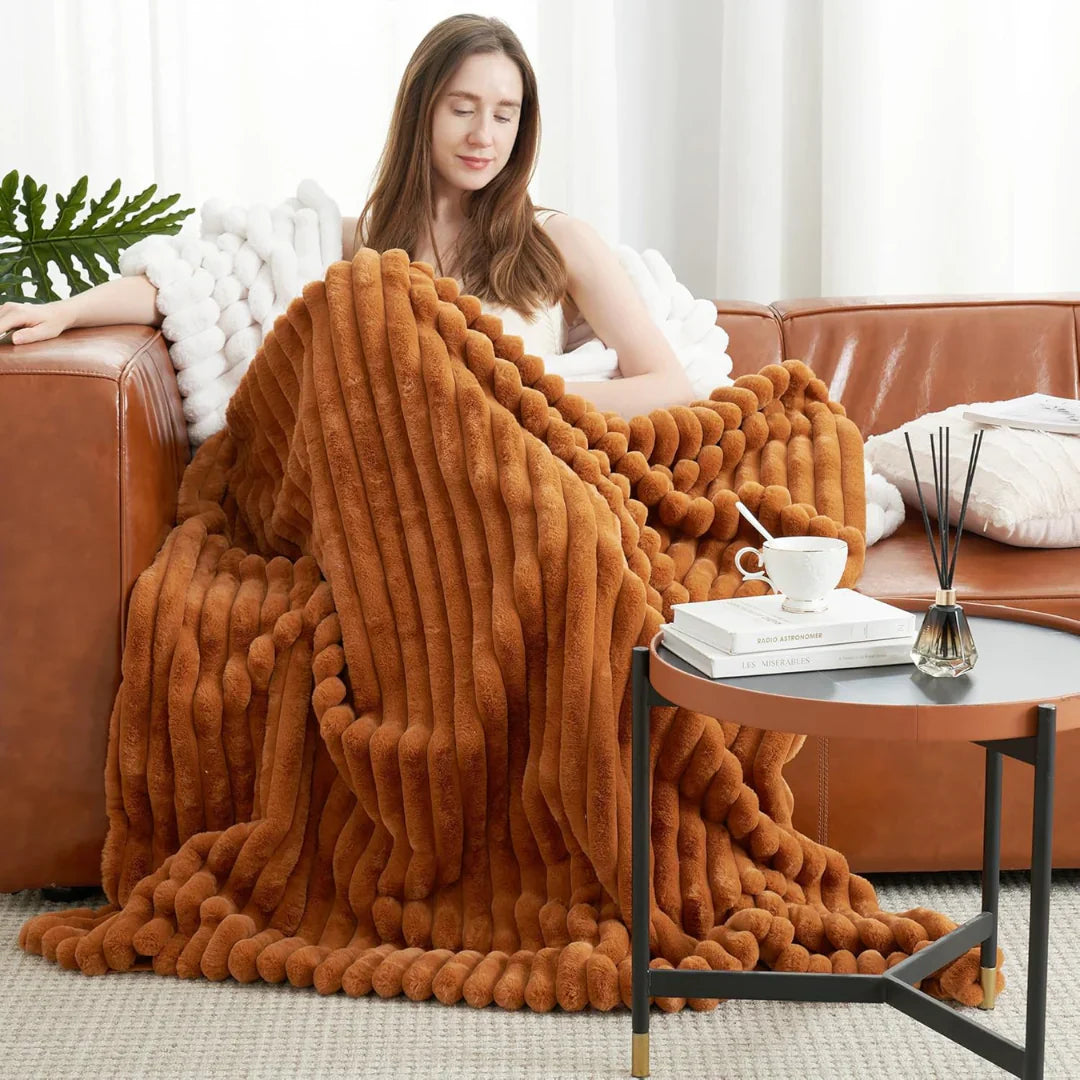 Plush Cozy Throw Blanket - Luxivelle