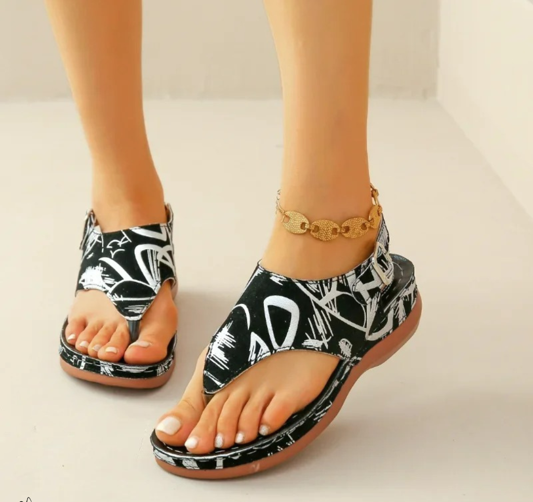 Comfortable Floral Leather Flip Flop Sandals For Women