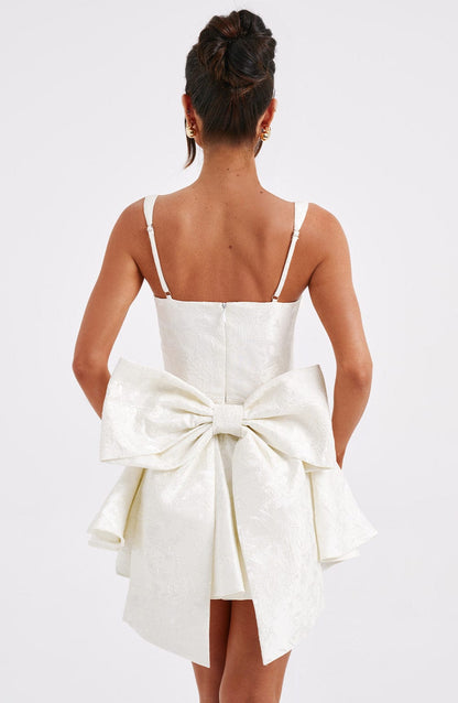 Manuela | Elegant chic mini dress