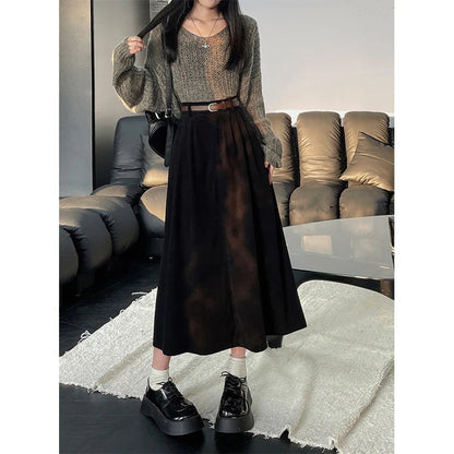 Mara | Black Midi Skirt – Comfortable, Pleated & Elegant 1