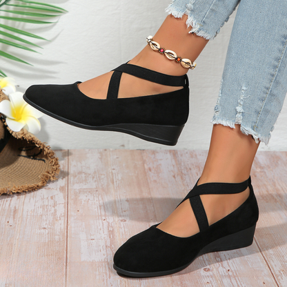 Comfortable Everyday Walking Shoes - Luxivelle