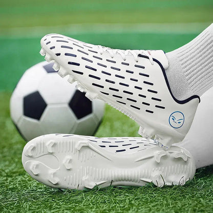 Martin | Low Unisex Football Boots