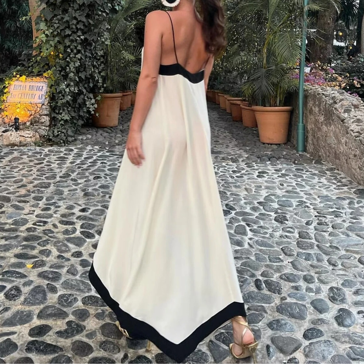 Elegant Flowy Women's Dress