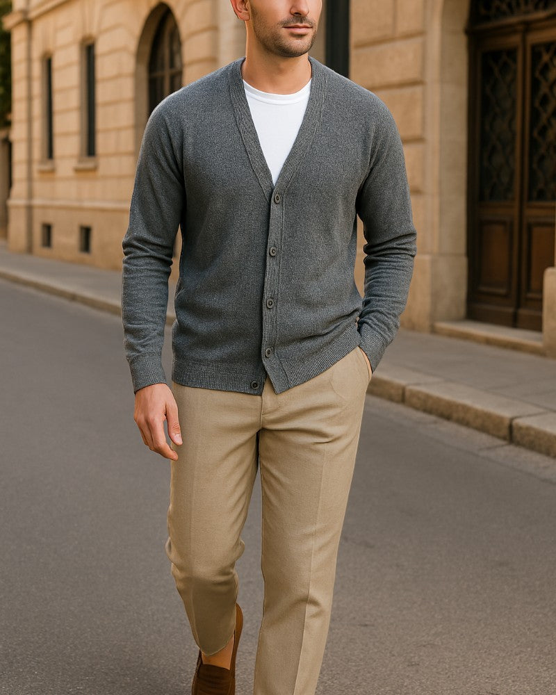 Men's Lightweight Knitted Cardigan With Buttons 2