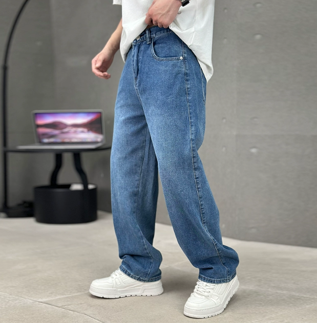 Relaxed Fit Men's Wide Leg Jeans - Luxivelle