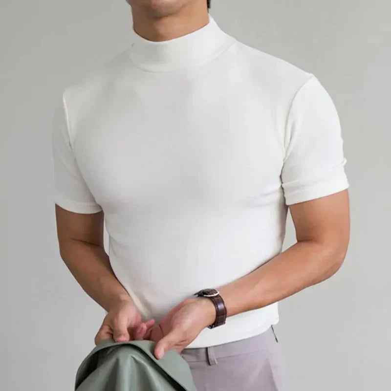 Milo | Breathable slim fit with a high collar