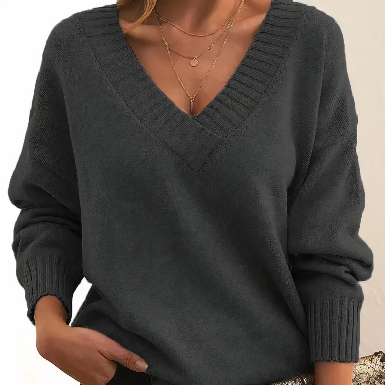 Soft Women's Crew Neck Sweater Top