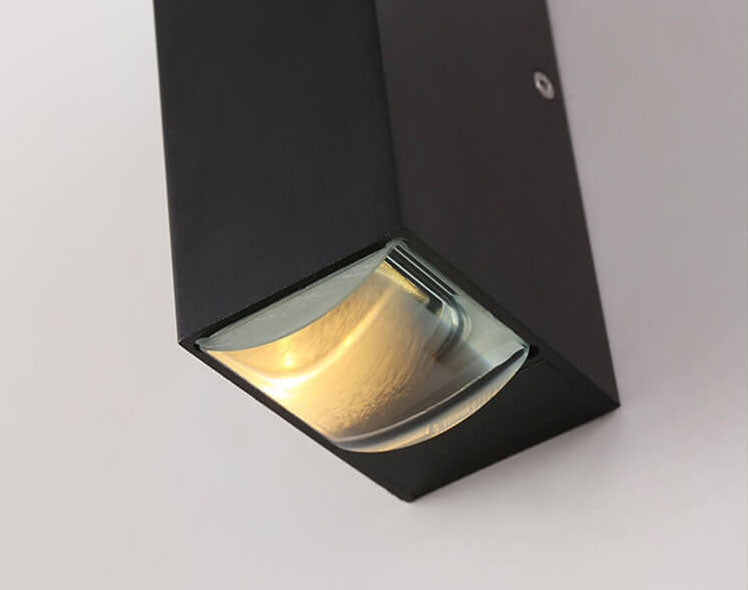 Weatherproof LED Exterior Wall Lamp – Silver Aluminium Light