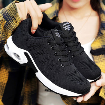 Ultra Soft Max Comfort Women's Sneakers