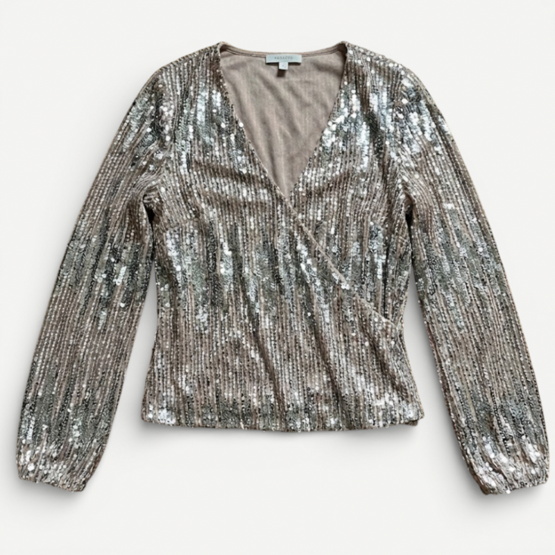 Fashionable V-Neck Women's Blouse
