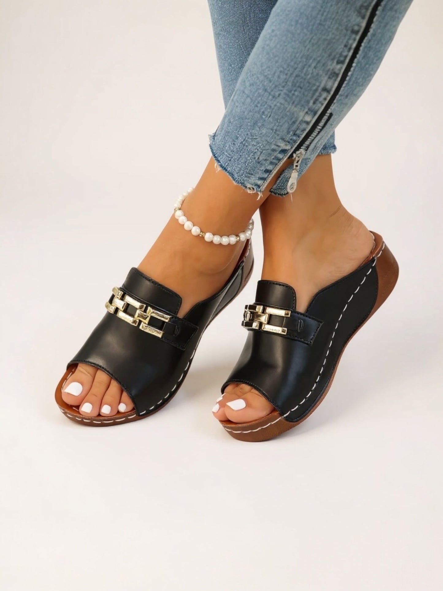 Comfortable Flat Slide Sandals