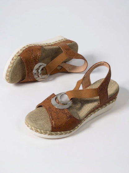 Comfortable Beach Crest Sandals