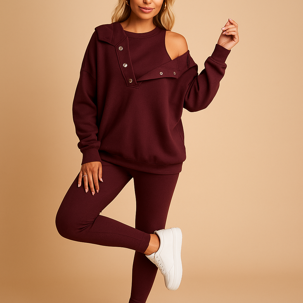 Women’s hoodie and jogger set with relaxed fit and long sleeves, ideal for lounging or outdoor casual wear in cooler weather