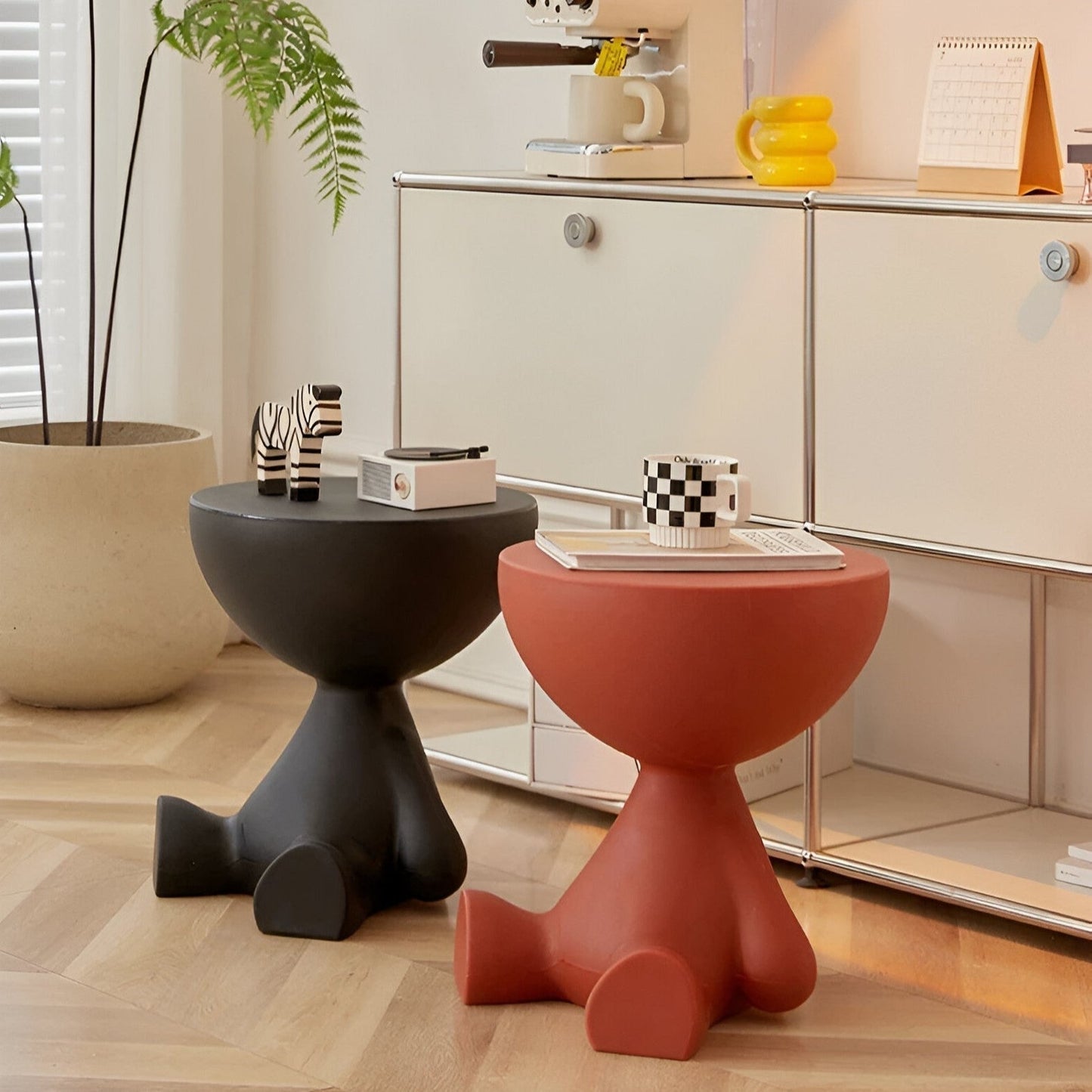 Elegant Circular Coffee Table for Living Room Decor