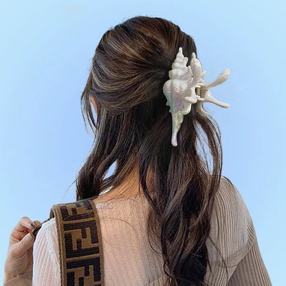 Beachy Seashell Hair Clips for Women - Luxivelle