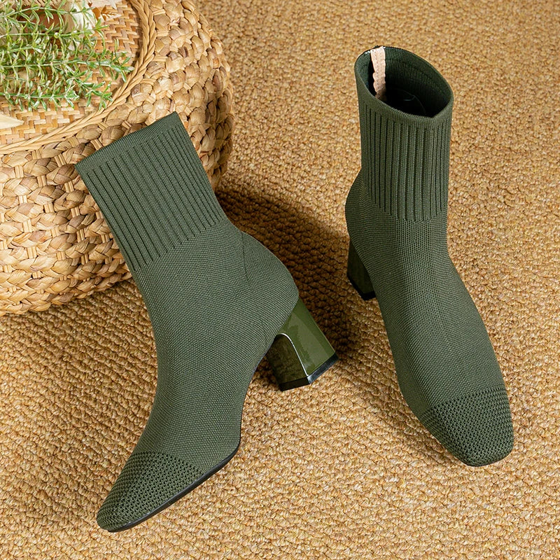 Eveloni | Black Ankle Boots for Women - Stylish Comfort & Support 4