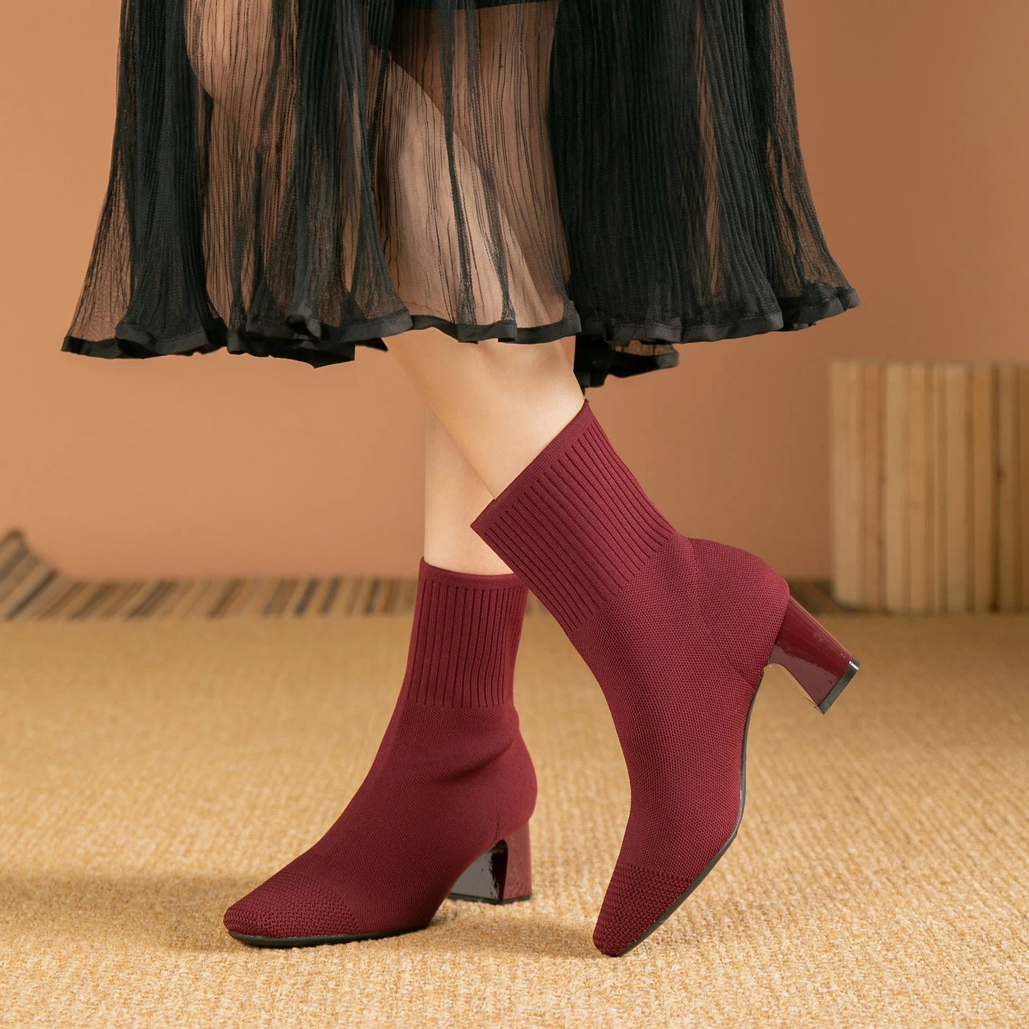 Eveloni | Black Ankle Boots for Women - Stylish Comfort & Support 3