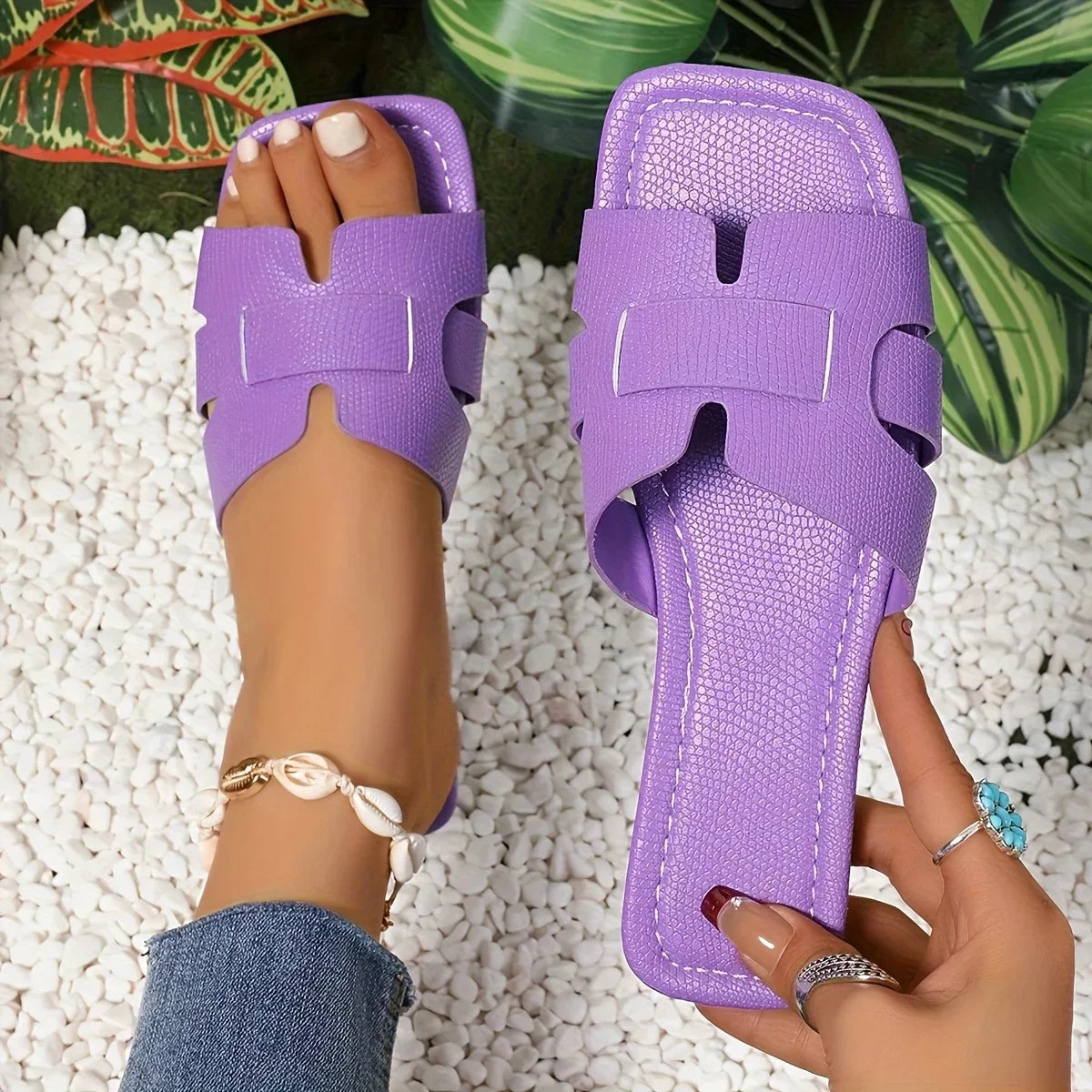 Comfortable Valencia Slides