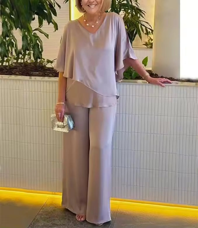Stylish 2-Piece Set with Chic Design
