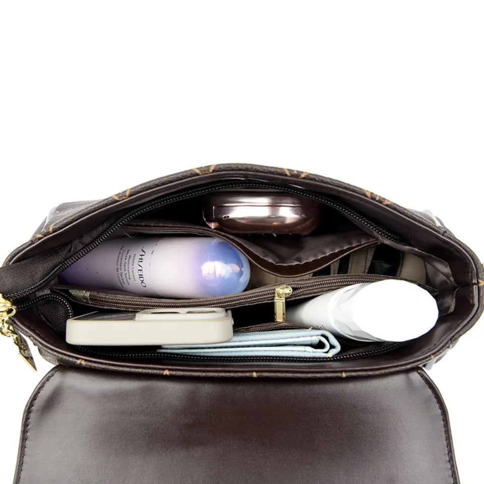 Retro Chic Shoulder Handbag