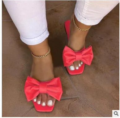 Ladies Comfortable Buckle Toe Flat Sandals