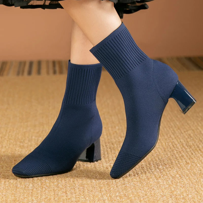 Eveloni | Black Ankle Boots for Women - Stylish Comfort & Support 1